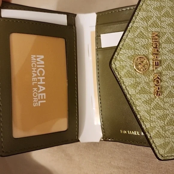 MICHAEL KORS Jet set charm medium envelope trifold bill fold wallet - Picture 2 of 6